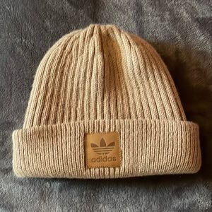 Adidas beanie